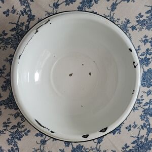 Vintage Enamel Wash Basin - White and Black